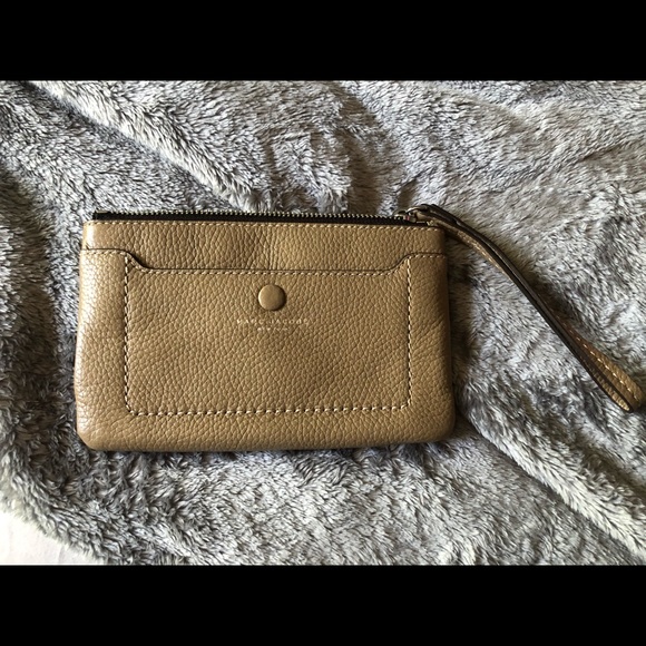 Marc Jacobs Tan Wallet - Picture 3 of 3